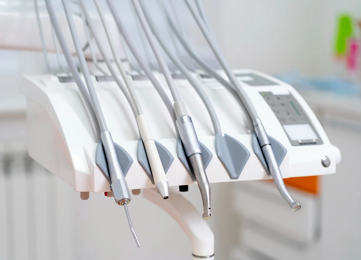 İstanbul'da implant ve ağız cerrahisi tedavisi
